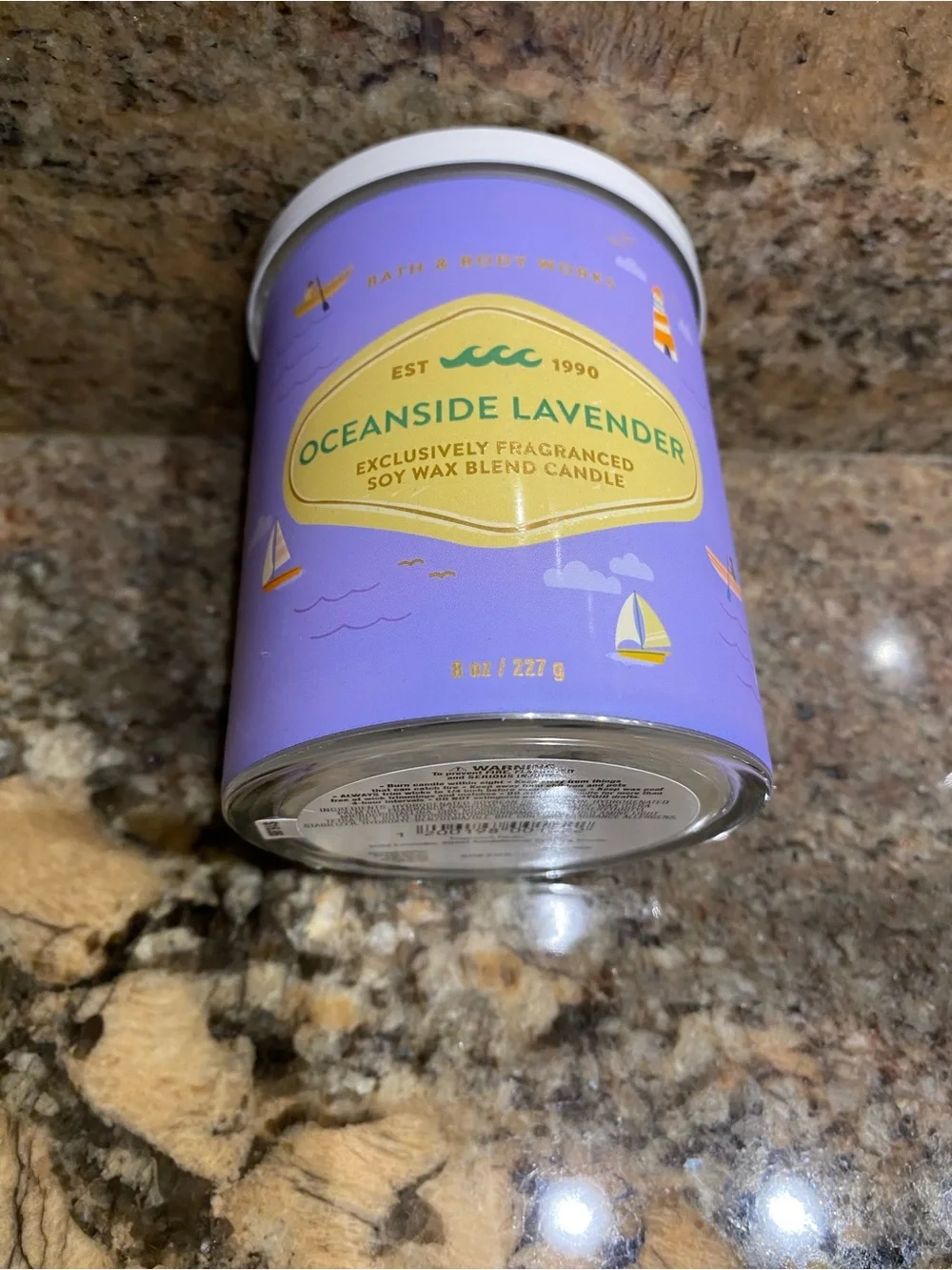 “OCEANSIDE LAVENDER” Single Wick Candle by B&BW, 8 oz, 227 g, NWT on base
